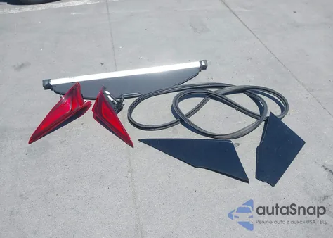 2017 Toyota Prius Prime Advanced/Plus/Premium из США, поврежденный, VIN JTDKARFP3H3046950